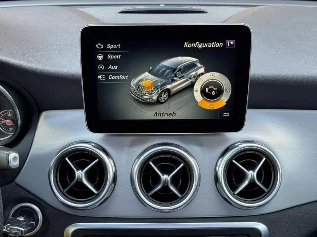 Mercedes-Benz GLA 250 4Matic AMG Night LED Pano el.Heckkl 11/2019-photo-18