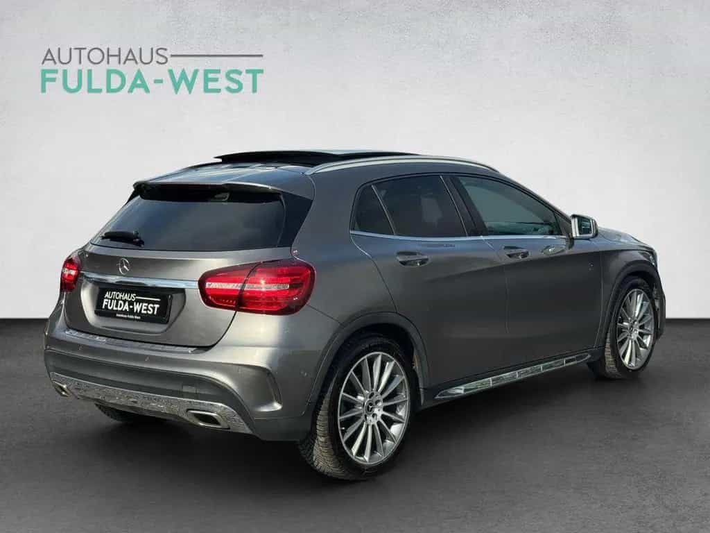 Mercedes-Benz GLA 250 4Matic AMG Night LED Pano el.Heckkl 11/2019-photo-4