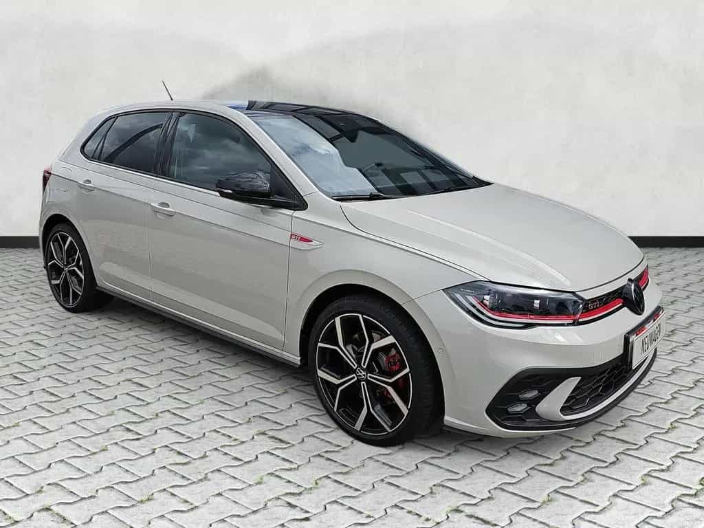 Volkswagen Polo 2.0 TSI DSG GTI / ACC / IQ.Light / 18Zoll 05/2026-photo-1