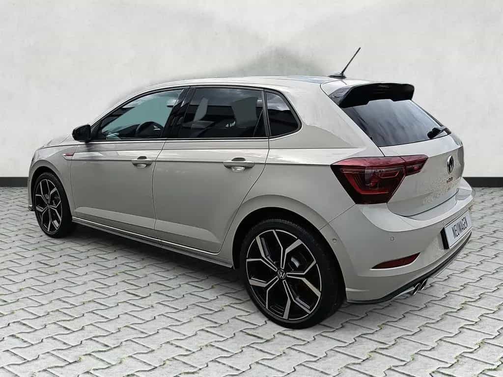 Volkswagen Polo 2.0 TSI DSG GTI / ACC / IQ.Light / 18Zoll 05/2026-photo-5