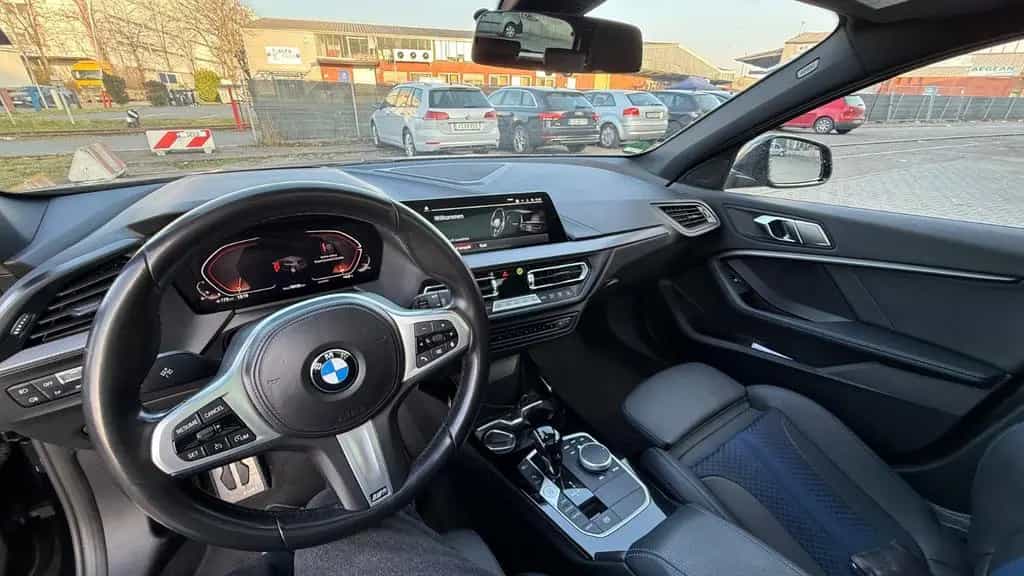 BMW 118 i M Sport 11/2021-photo-8