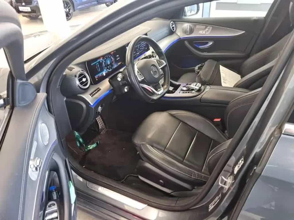 Mercedes-Benz E 400 4M 3x AMG PANO*Airmatic*DISTR+*360°*HUD 01/2018-photo-13