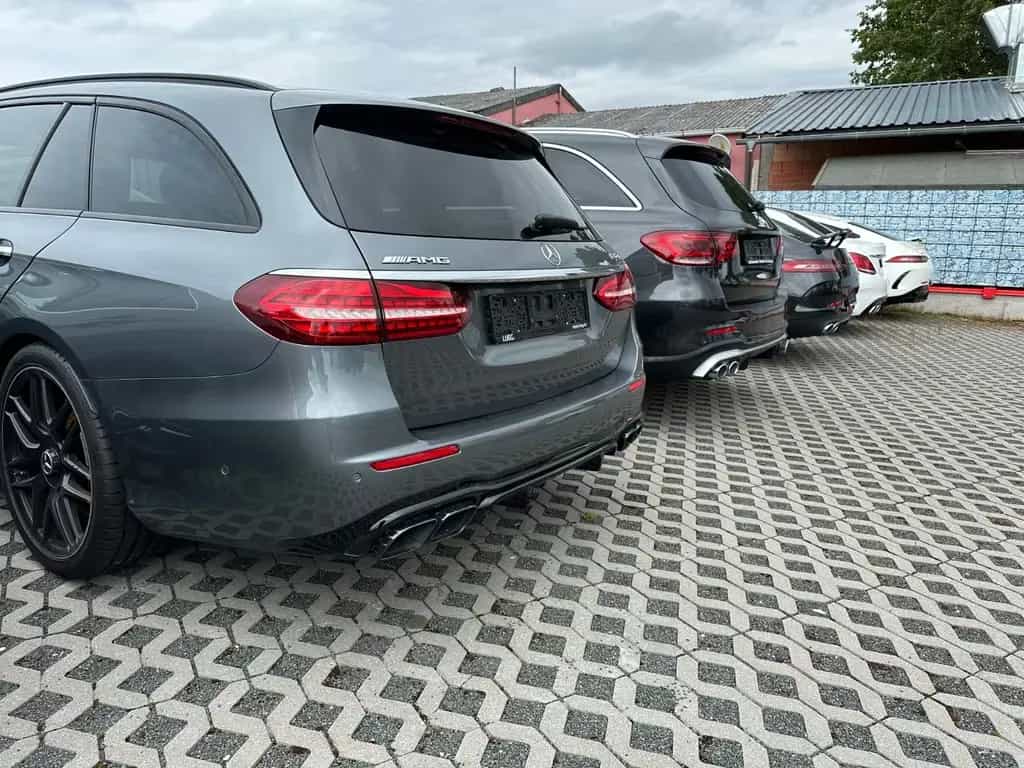 Mercedes-Benz E 400 4M 3x AMG PANO*Airmatic*DISTR+*360°*HUD 01/2018-photo-19