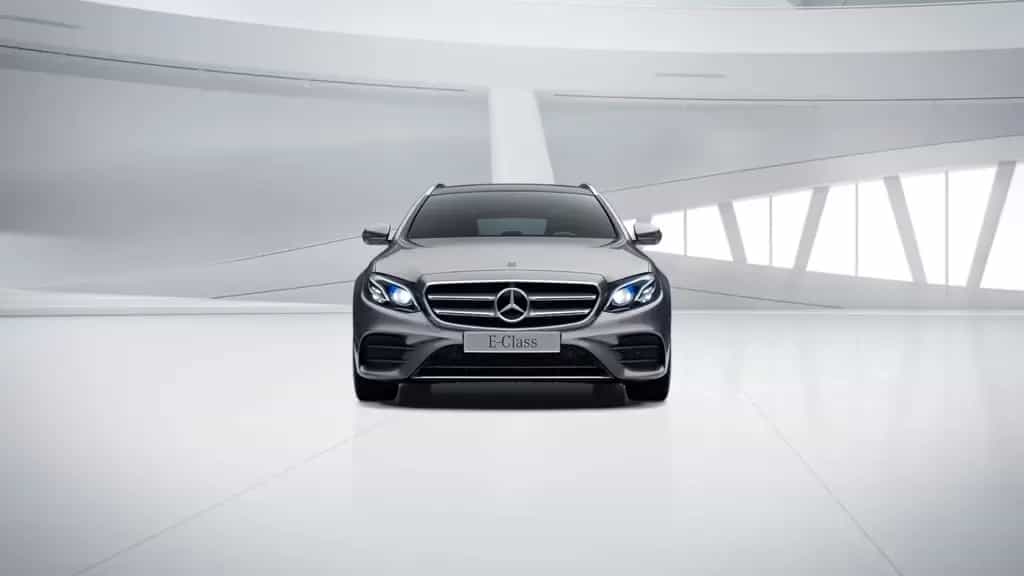 Mercedes-Benz E 400 4M 3x AMG PANO*Airmatic*DISTR+*360°*HUD 01/2018-photo-3