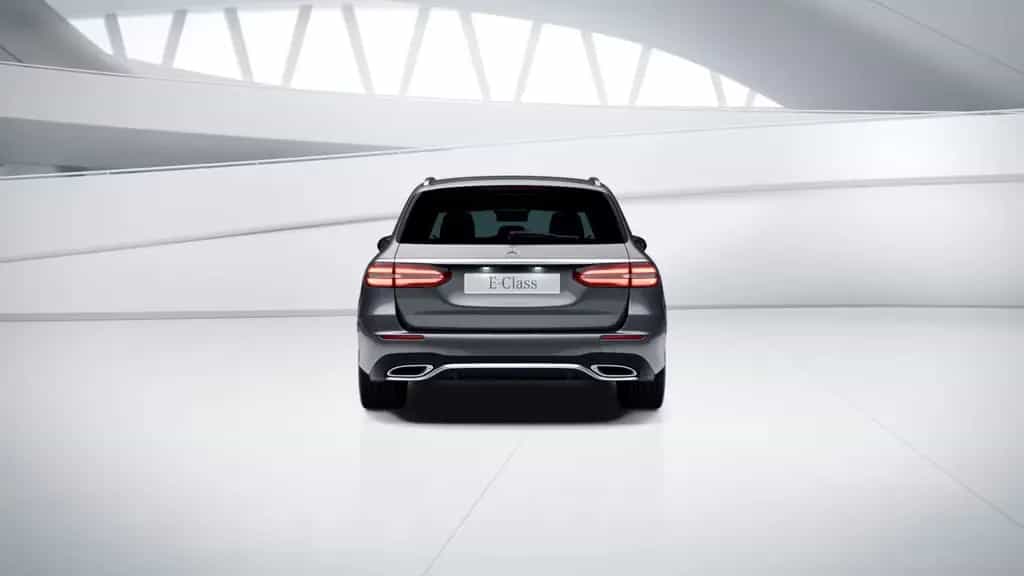 Mercedes-Benz E 400 4M 3x AMG PANO*Airmatic*DISTR+*360°*HUD 01/2018-photo-4
