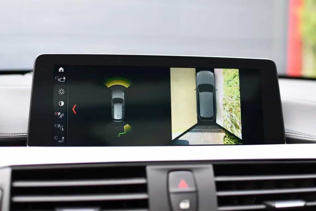 BMW 330 i Touring M Sport Shadow 1. Hd. Voll HUD 03/2019-photo-11