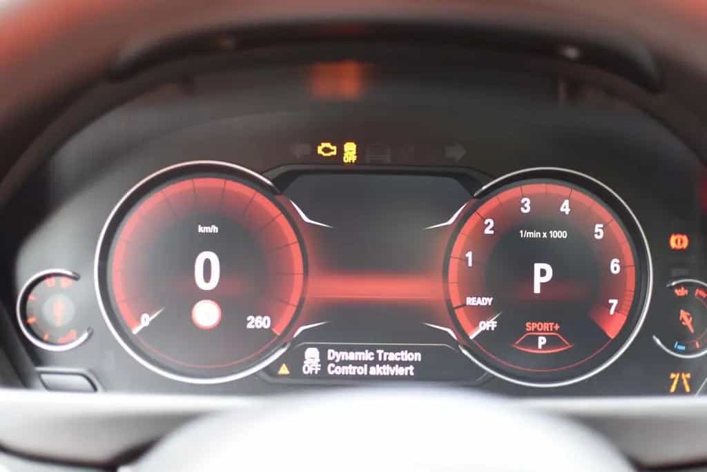 BMW 330 i Touring M Sport Shadow 1. Hd. Voll HUD 03/2019-photo-13