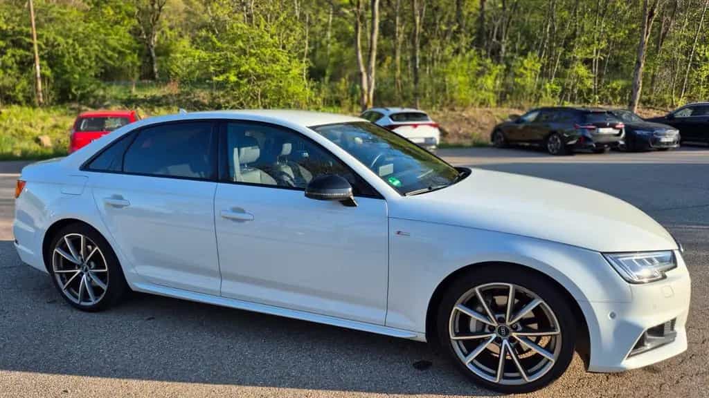 Audi A4 2.0 TDI 140kW S tronic quattro sport s line 04/2017-photo-1