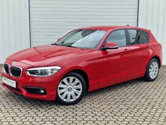 BMW 118 i Automatik*LED*Tempomat*Sitzheiz. 12/2015-photo-1
