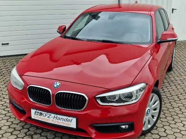 BMW 118 i Automatik*LED*Tempomat*Sitzheiz. 12/2015-photo-3
