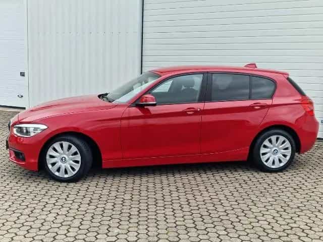 BMW 118 i Automatik*LED*Tempomat*Sitzheiz. 12/2015-photo-5