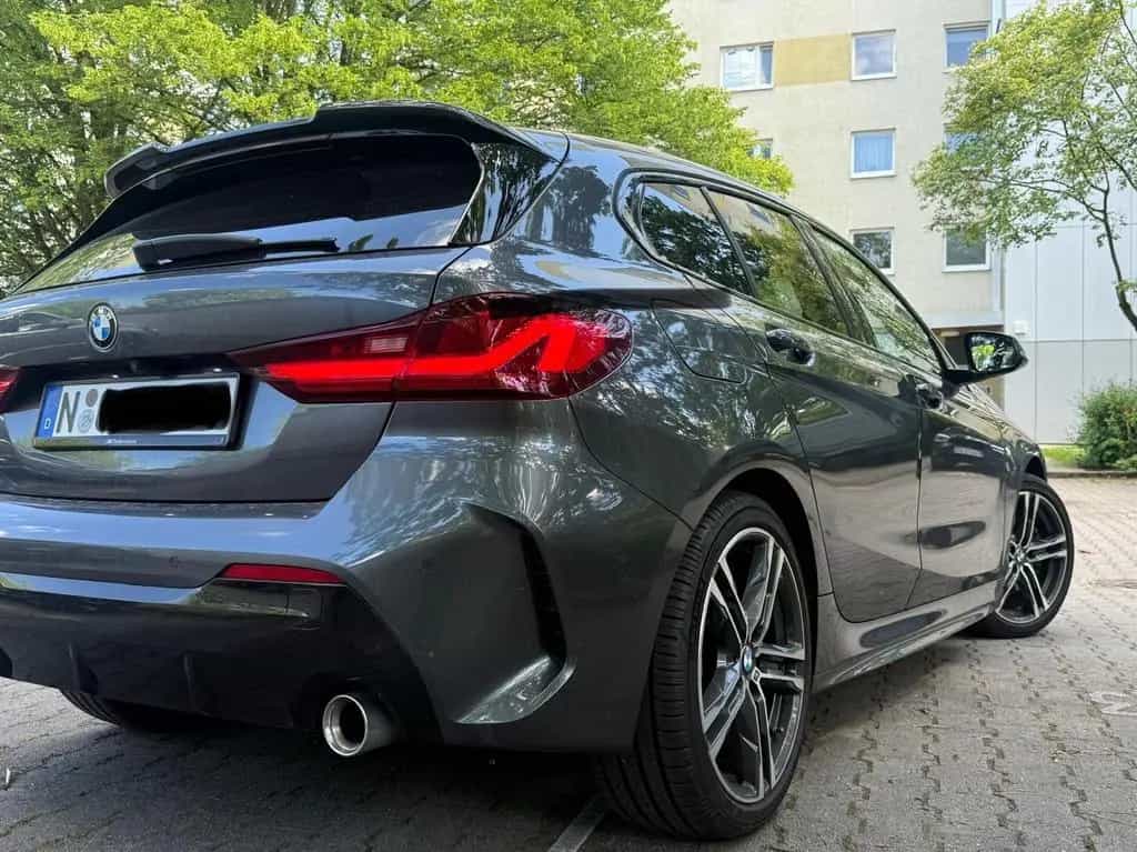 BMW 118 d M Sport M Sport 12/2021-photo-2