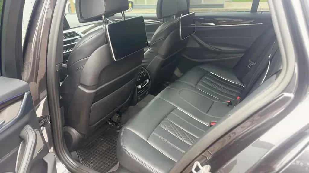 BMW M550 d xDrive Touring AHK Fond Entertainment Prof 03/2020-photo-5