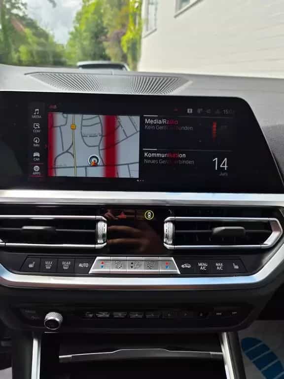 BMW 320 d Touring Sport Line Steptronic 10/2021-photo-13