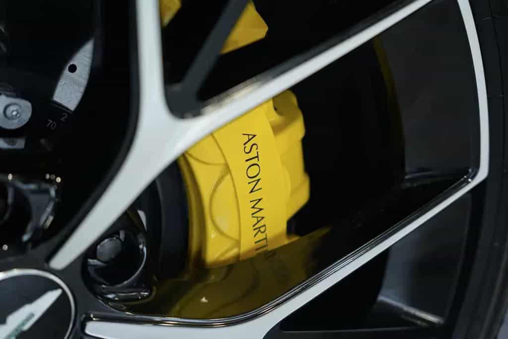 Aston Martin DBX 707 4.0 V8 *Carbon *MwSt. *Garantie *23 Zoll 02/2024-photo-17