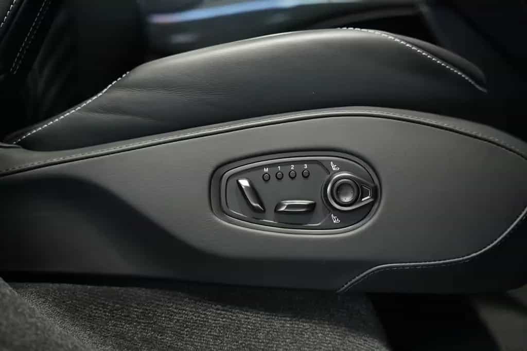 Aston Martin DBX 707 4.0 V8 *Carbon *MwSt. *Garantie *23 Zoll 02/2024-photo-22