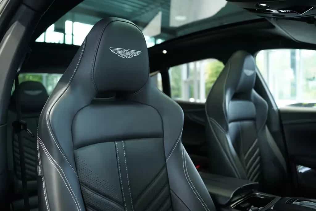 Aston Martin DBX 707 4.0 V8 *Carbon *MwSt. *Garantie *23 Zoll 02/2024-photo-23