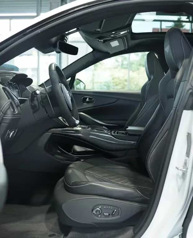 Aston Martin DBX 707 4.0 V8 *Carbon *MwSt. *Garantie *23 Zoll 02/2024-photo-30