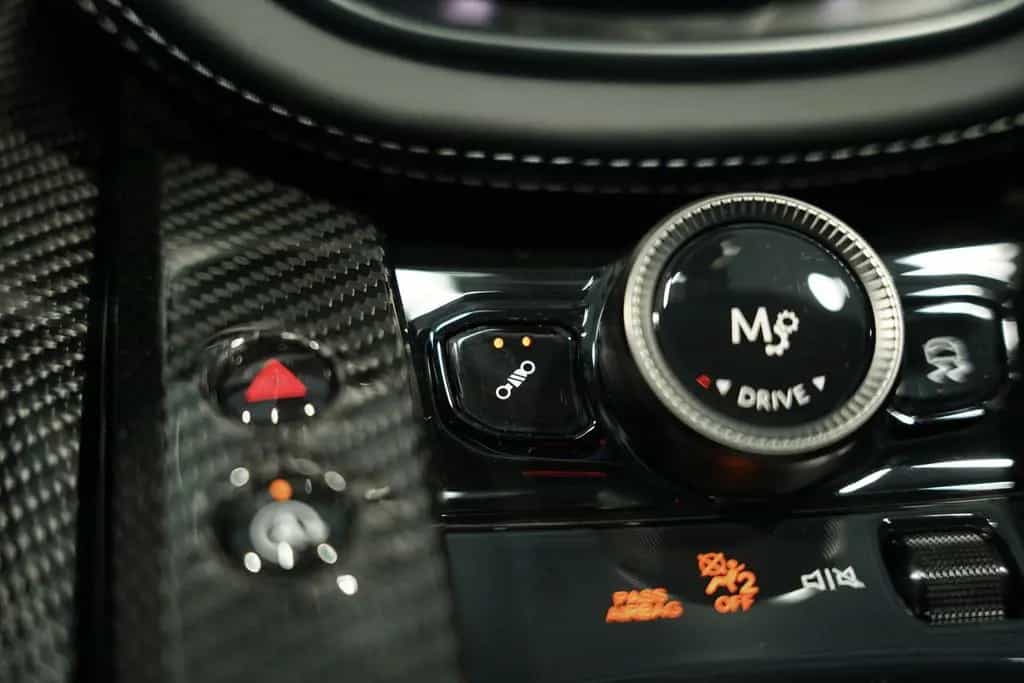Aston Martin DBX 707 4.0 V8 *Carbon *MwSt. *Garantie *23 Zoll 02/2024-photo-34