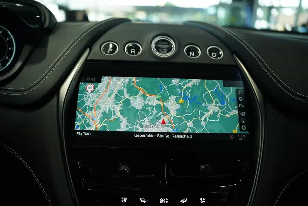 Aston Martin DBX 707 4.0 V8 *Carbon *MwSt. *Garantie *23 Zoll 02/2024-photo-40