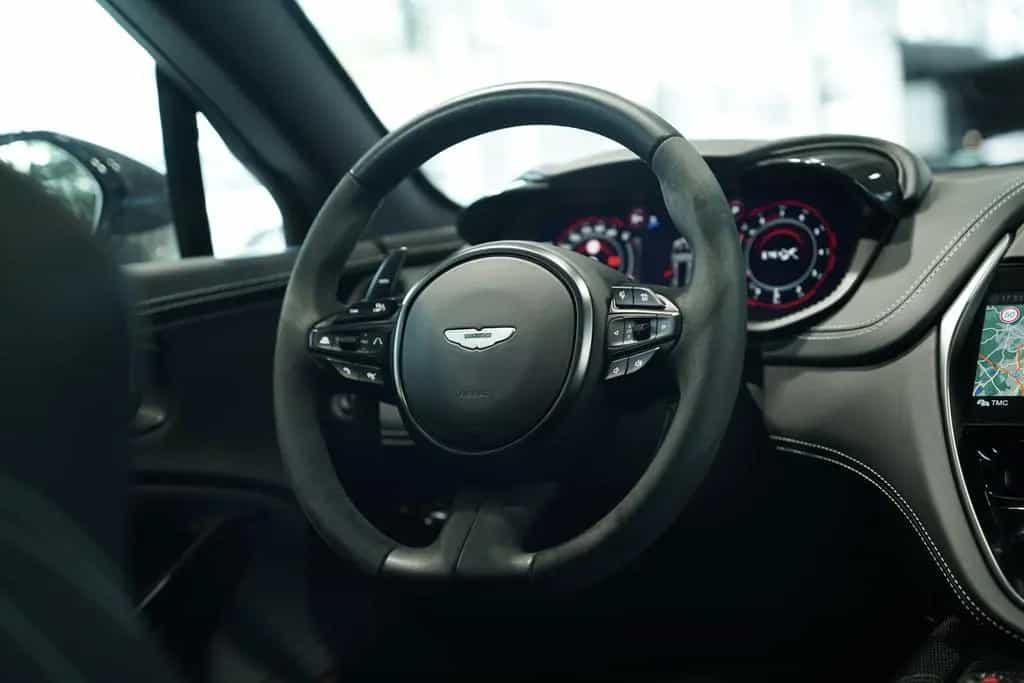 Aston Martin DBX 707 4.0 V8 *Carbon *MwSt. *Garantie *23 Zoll 02/2024-photo-47