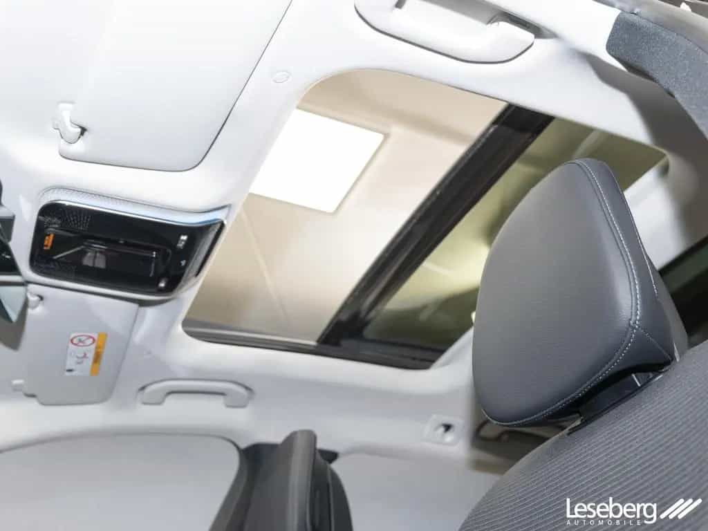 Mercedes-Benz C 180 T Avantgarde LED/Pano/Kamera/el.Heckklappe 07/2025-photo-11