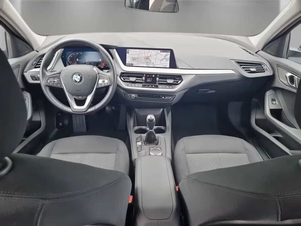 BMW 118 i LiveCockpitProf PDC LED Sitzheizung 06/2023-photo-9