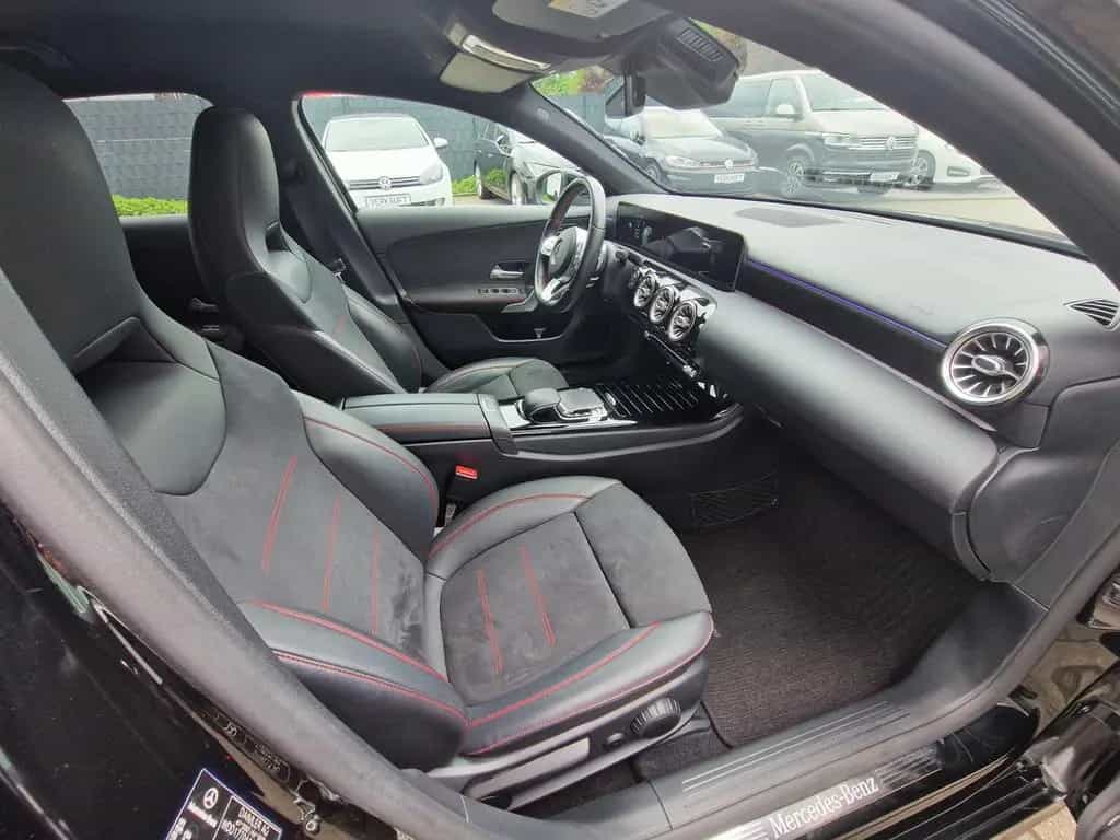 Mercedes-Benz A 220 AMG Line *R-Kamera*Standheizung 10/2019-photo-18