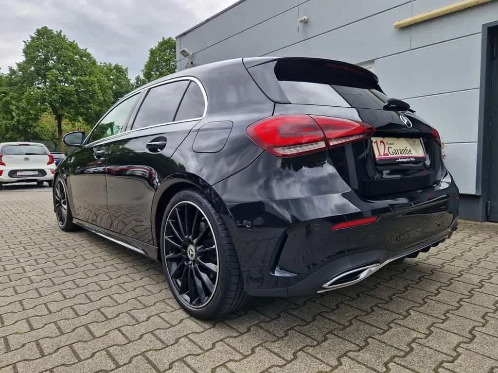 Mercedes-Benz A 220 AMG Line *R-Kamera*Standheizung 10/2019-photo-3