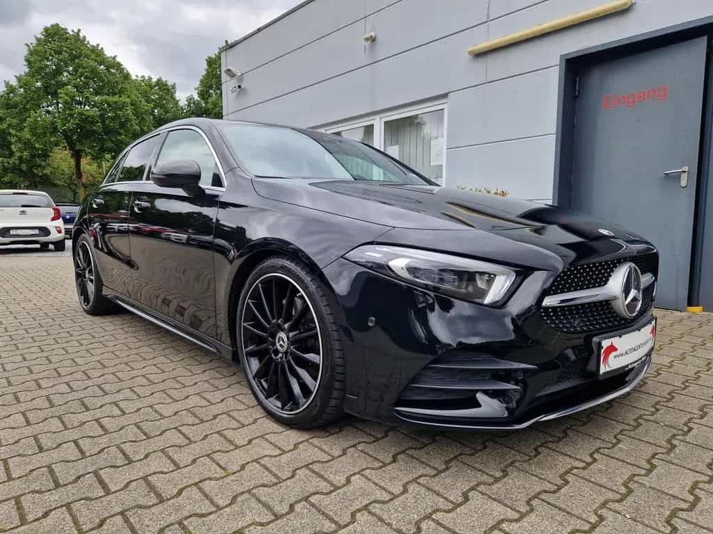 Mercedes-Benz A 220 AMG Line *R-Kamera*Standheizung 10/2019-photo-8