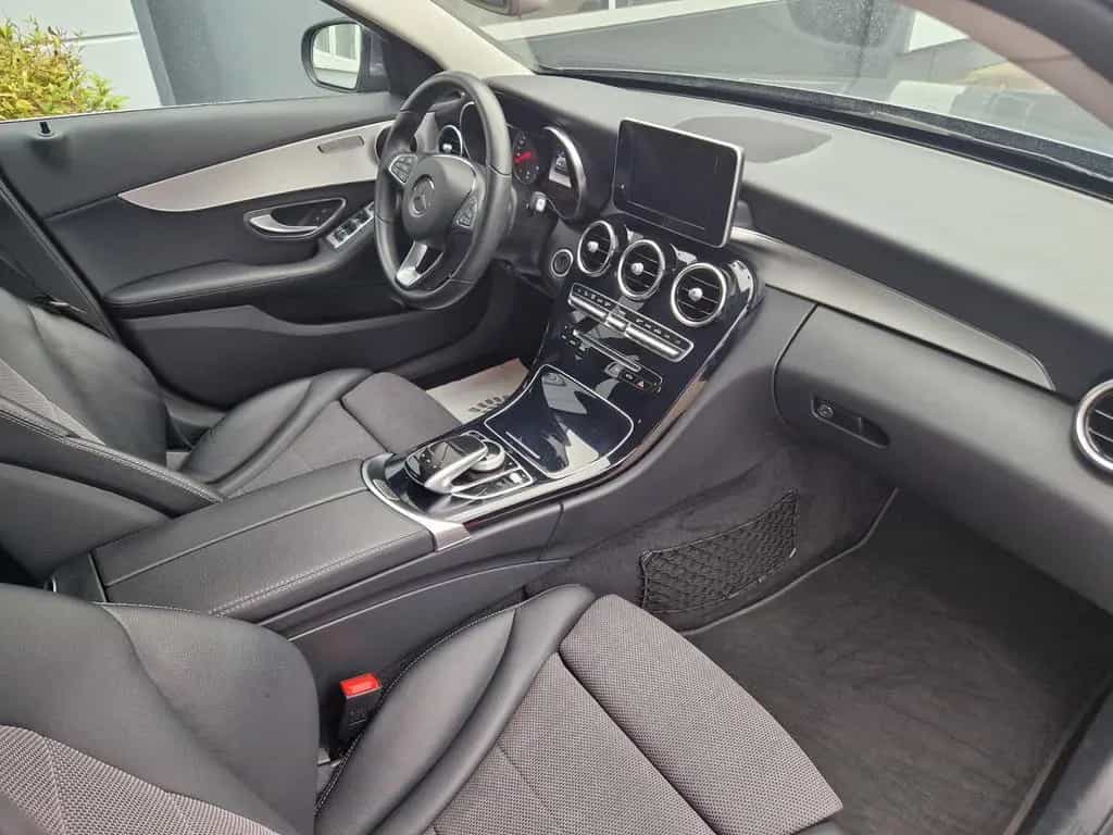 Mercedes-Benz C 180 C Limousine 180 CGI Avantgarde*Kamera*LED 07/2018-photo-19
