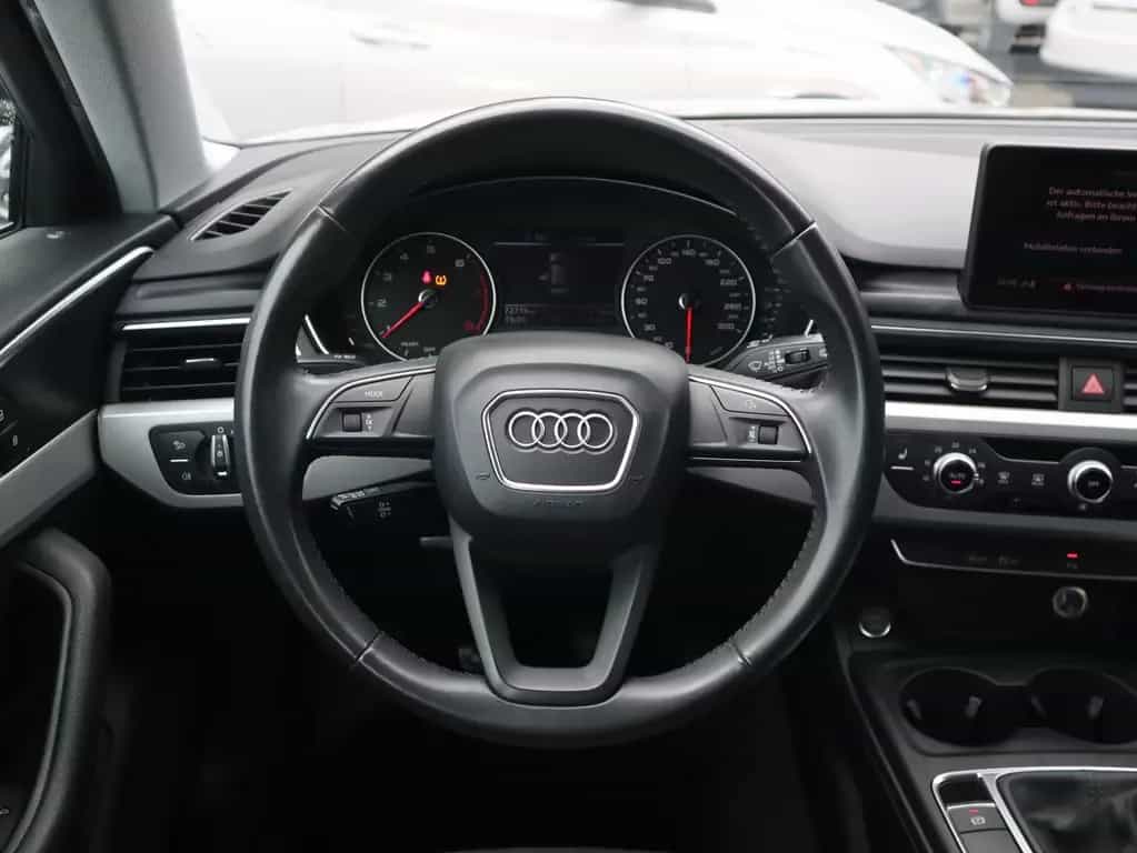 Audi A4 Avant 1.4 TFSI sport LED Navi Tempomat PDC 02/2018-photo-20