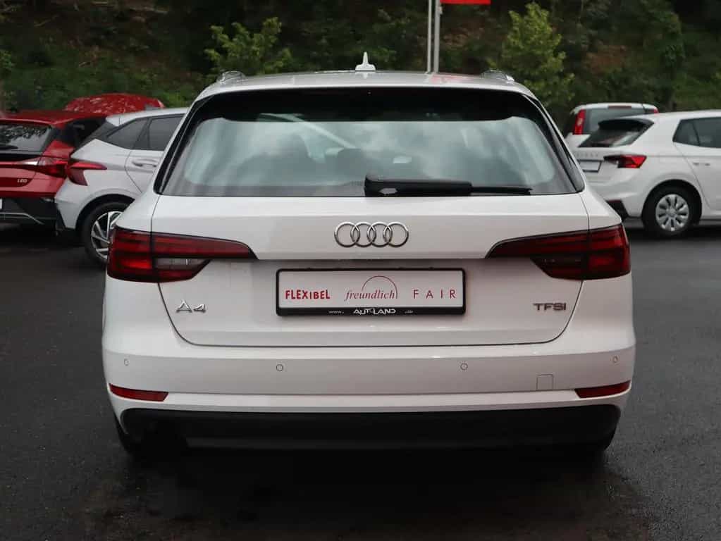 Audi A4 Avant 1.4 TFSI sport LED Navi Tempomat PDC 02/2018-photo-4