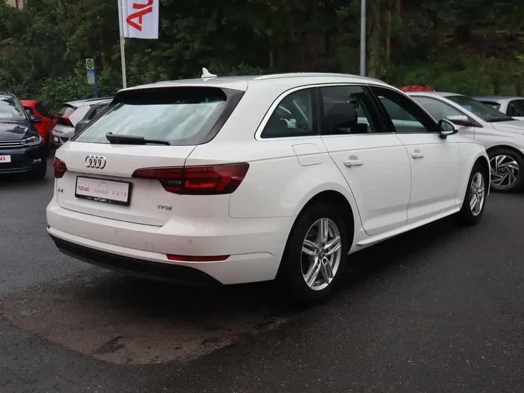 Audi A4 Avant 1.4 TFSI sport LED Navi Tempomat PDC 02/2018-photo-5