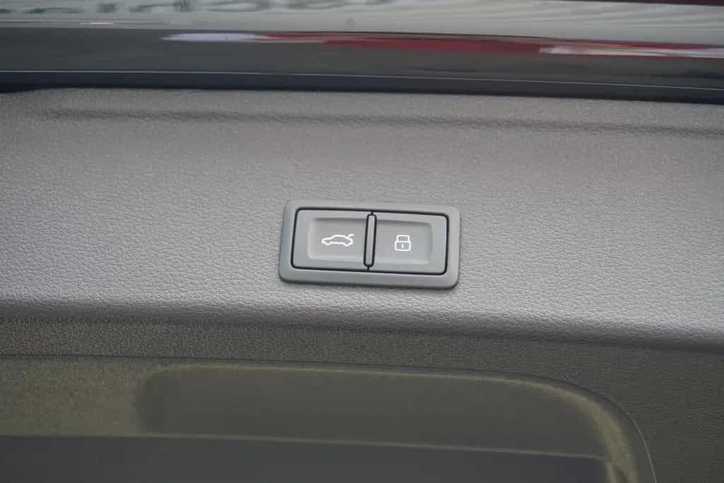 Audi A4 Avant 35 2.0 TFSI advanced LED Navi ACC Leder 02/2023-photo-16
