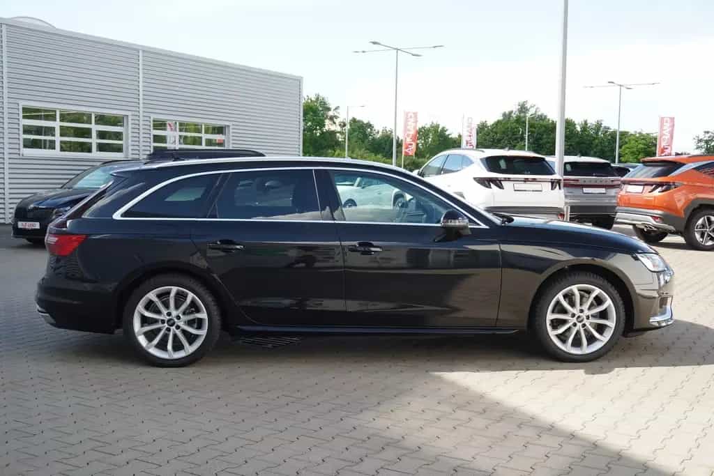 Audi A4 Avant 35 2.0 TFSI advanced LED Navi ACC Leder 02/2023-photo-4