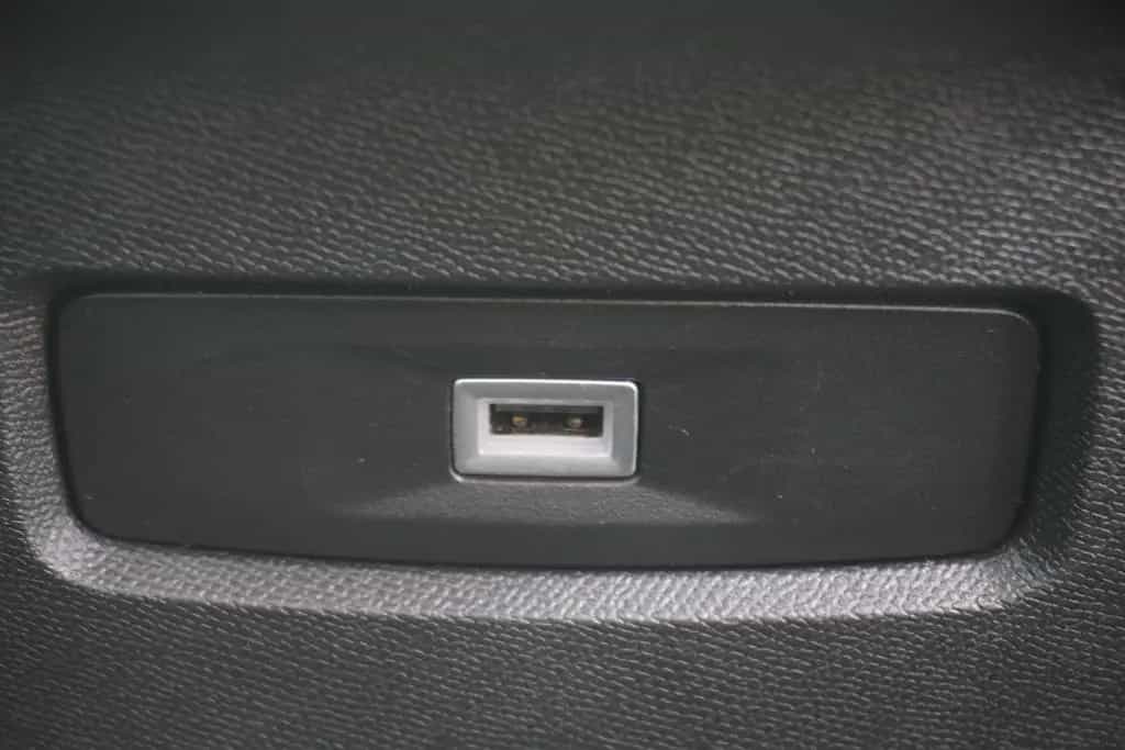 Citroën C4 PureTech 130 Aut. LED Navi 360° 08/2022-photo-14