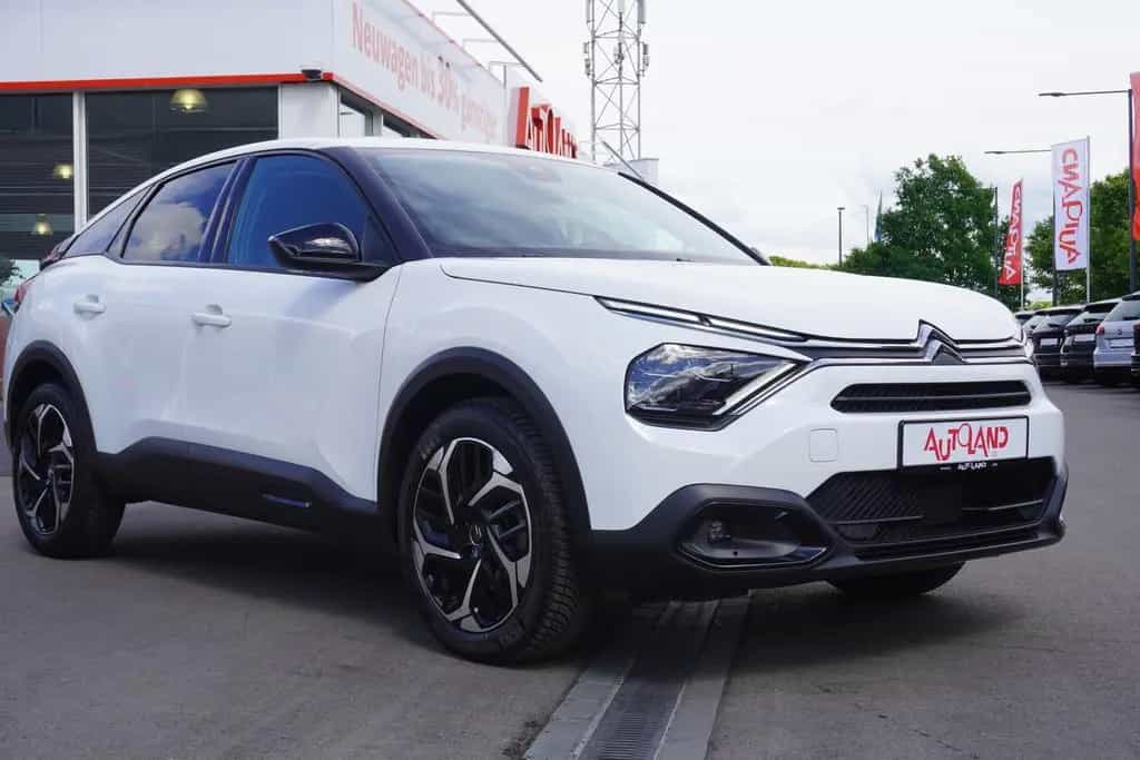 Citroën C4 PureTech 130 Aut. LED Navi 360° 08/2022-photo-2