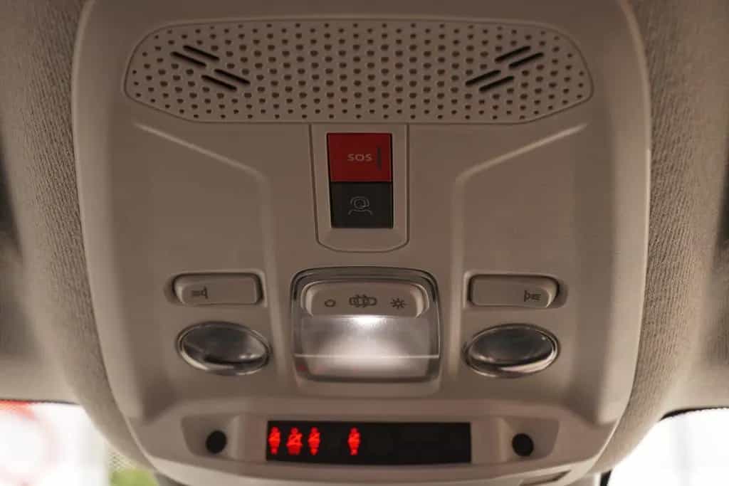 Citroën C4 PureTech 130 Aut. LED Navi 360° 08/2022-photo-24