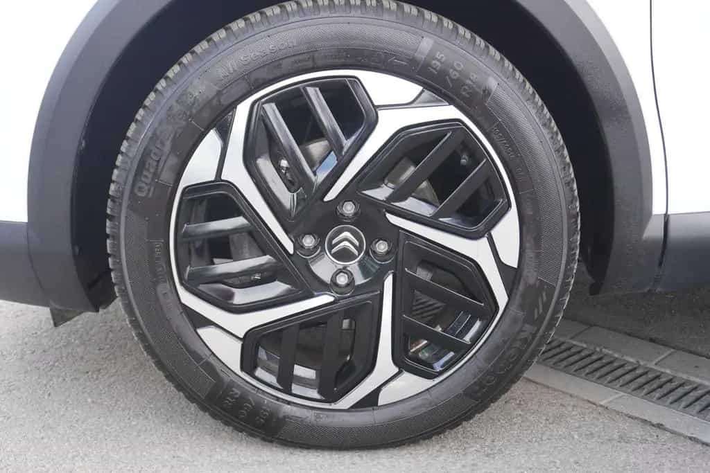 Citroën C4 PureTech 130 Aut. LED Navi 360° 08/2022-photo-7
