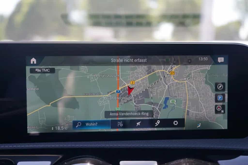 Mercedes-Benz A 220 A220 Progressive Klimaaut. LED Navi Panorama PDC 12/2018-photo-13