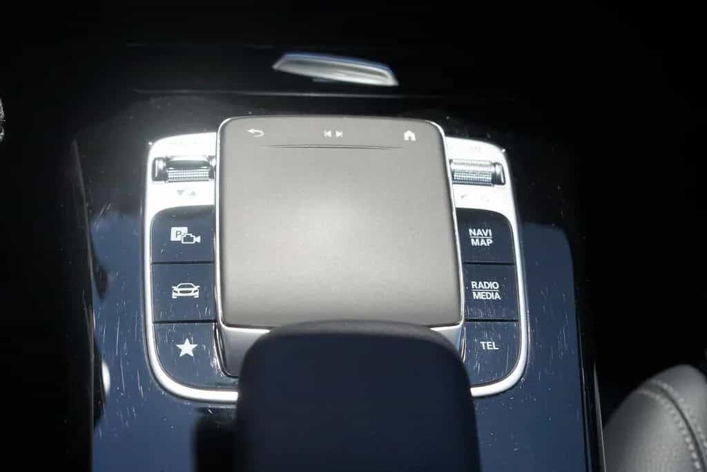 Mercedes-Benz A 220 A220 Progressive Klimaaut. LED Navi Panorama PDC 12/2018-photo-21