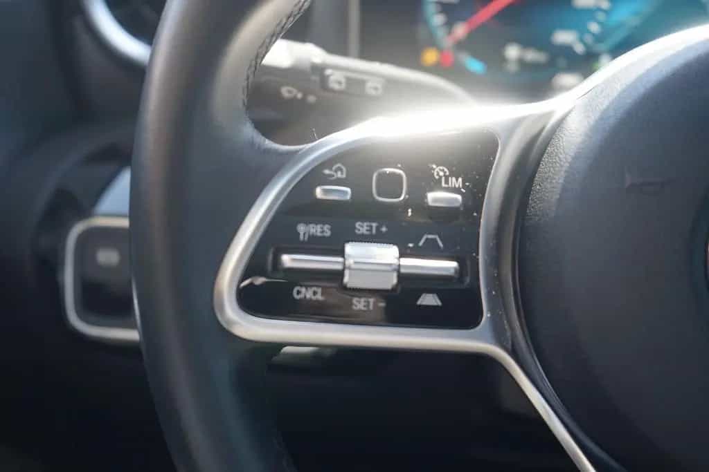 Mercedes-Benz A 220 A220 Progressive Klimaaut. LED Navi Panorama PDC 12/2018-photo-23