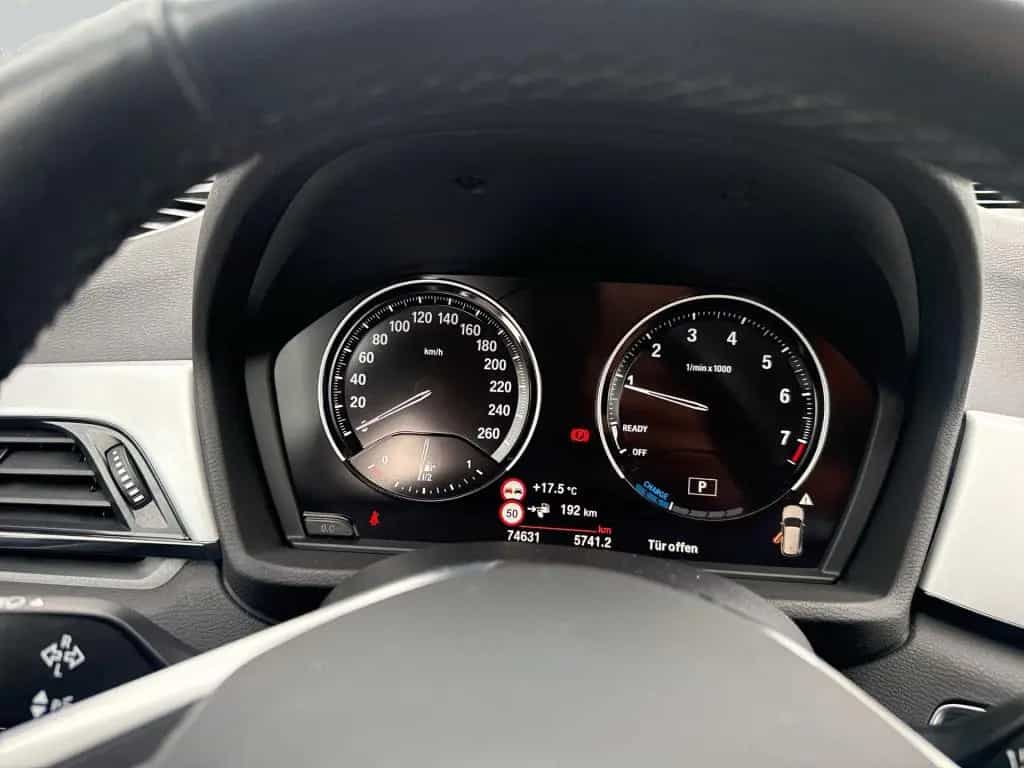 BMW X1 xDrive25e Advantage LED* Klimaautomatik* 05/2021-photo-17