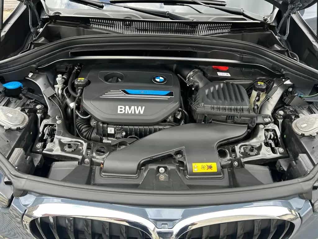 BMW X1 xDrive25e Hybrid AHK Scheckheft Unfallfrei 06/2020-photo-10