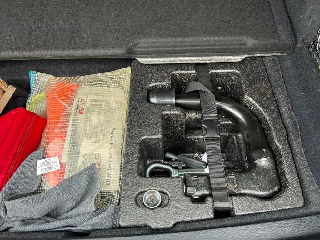 BMW X1 xDrive25e Hybrid AHK Scheckheft Unfallfrei 06/2020-photo-11