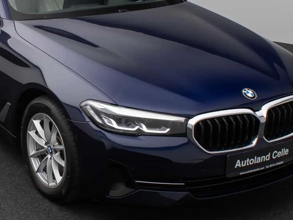 BMW 530 d xD Panoram Kamera HUD DAB HiFi SoftCl Sport 08/2020-photo-15