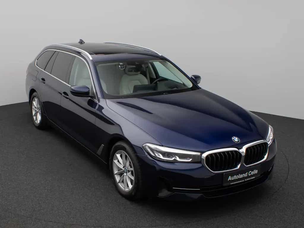 BMW 530 d xD Panoram Kamera HUD DAB HiFi SoftCl Sport 08/2020-photo-2