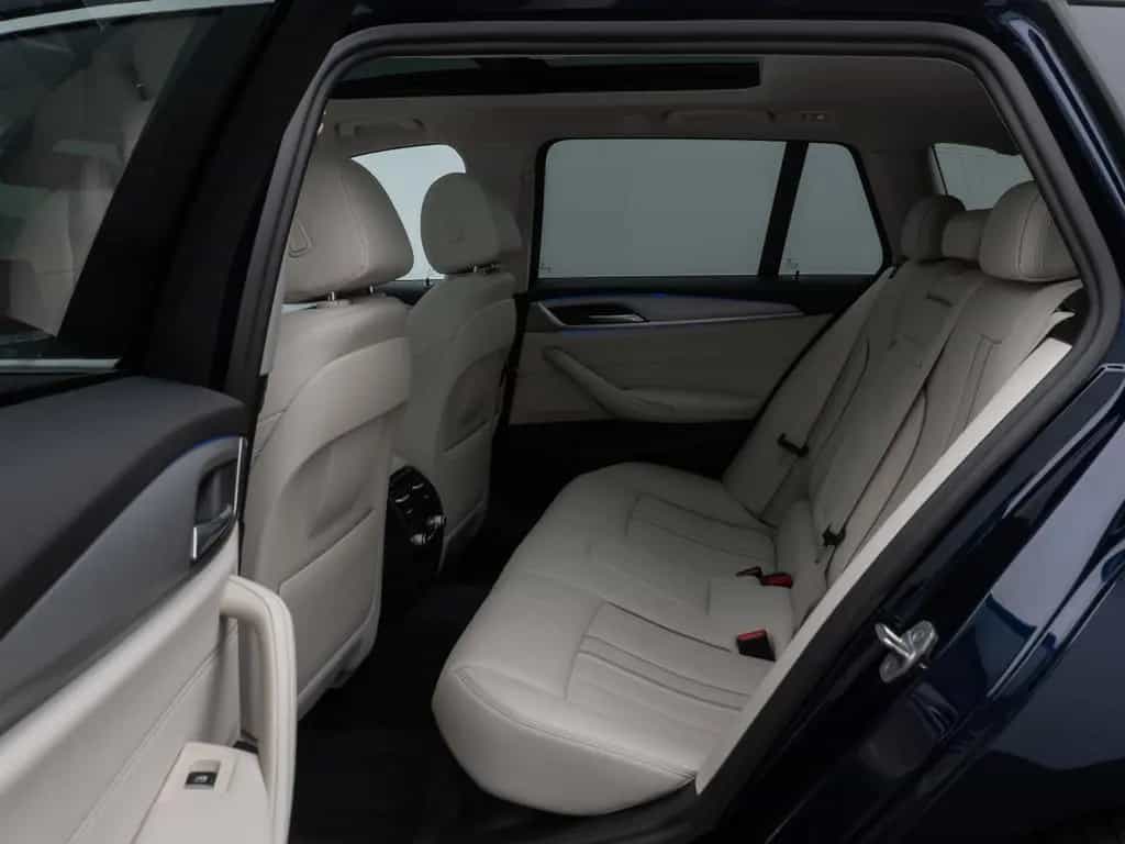 BMW 530 d xD Panoram Kamera HUD DAB HiFi SoftCl Sport 08/2020-photo-25