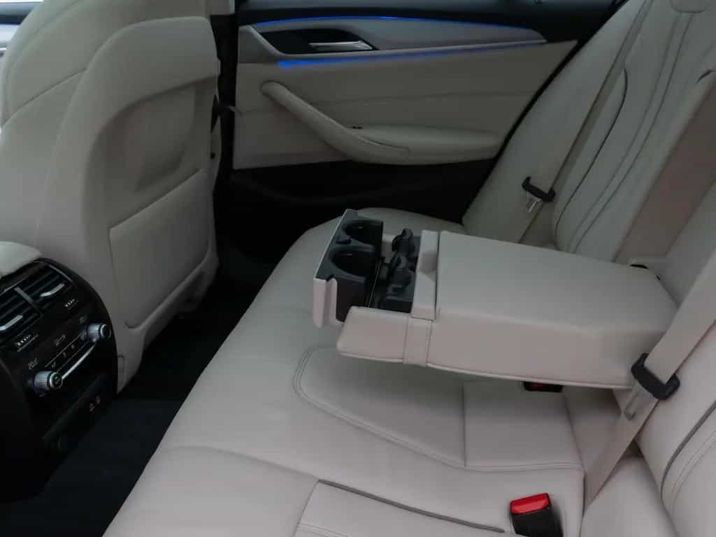 BMW 530 d xD Panoram Kamera HUD DAB HiFi SoftCl Sport 08/2020-photo-28